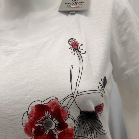 Femme fatale woman shirt - Picture 2 of 3